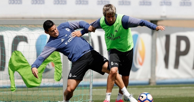 Chuyển nhượng 21/5: Thêm bằng chứng James sắp đến M.U