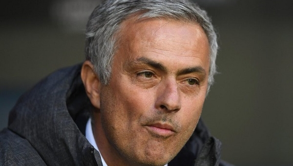 Đồng đội Lindelof đánh tiếng muốn tới MU