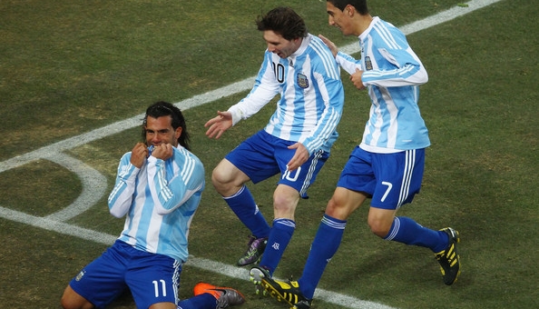 MU và lời cảnh báo của Sir Alex về các cầu thủ người Argentina 