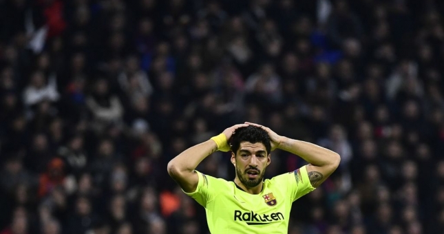 Messi và Suarez kém duyên, Barca và Lyon hoà nhau ở Pháp
