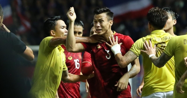 ‘At least 2 Thai players deserved to be booked red card’