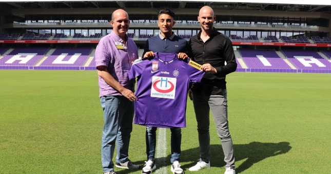 Austria Wien recruit new left-back as soon as rumor buying Van Hau come out