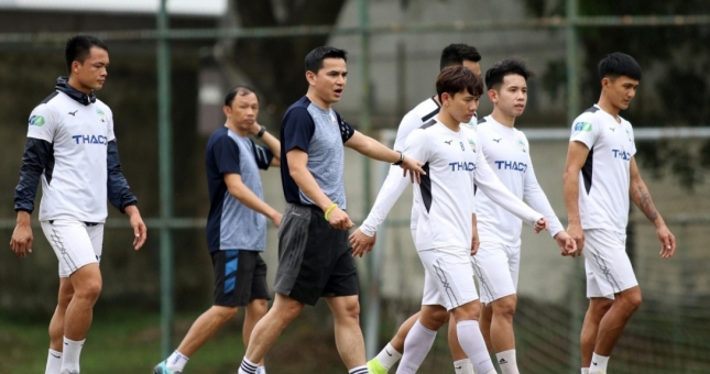 LTĐ vòng 1 V-League 2021: HAGL gặp khó ở Thống Nhất