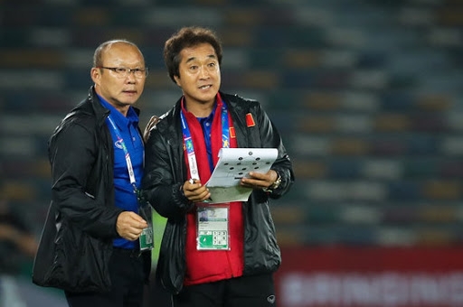 Trợ lý Lee Young Jin: 'Tôi đến Việt Nam là vì HLV Park'