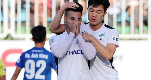 Xuân Trường: 'Văn Thanh khóc ở nhà vệ sinh khi ĐTVN vô địch AFF Cup'