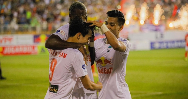 Lịch thi đấu vòng 7 V-League 2021: Đại chiến Nam Định vs SLNA