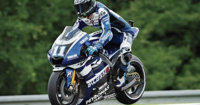 Sử dụng phanh xe: Tưởng dễ mà không dễ