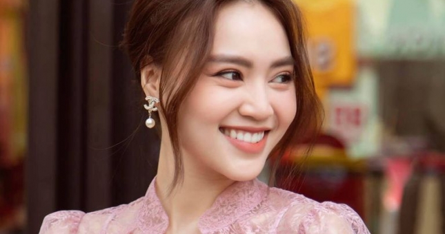 Giảm cân sai cách, Ninh Dương Lan Ngọc từng phải nhập viện vì mắc bệnh dạ dày