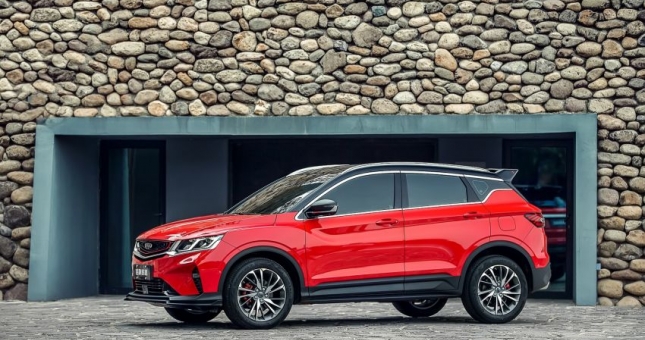 Chi tiết chiếc SUV có khả năng tự lái, giá từ 262 triệu đồng