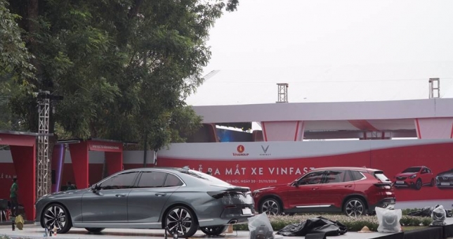 Lộ 'ảnh nóng' dàn ô tô, xe máy điện VinFast trước giờ G