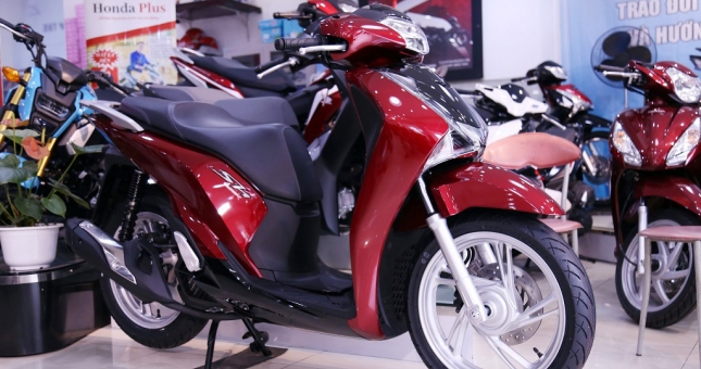 Sau Tết, giá xe máy tăng hay giảm?