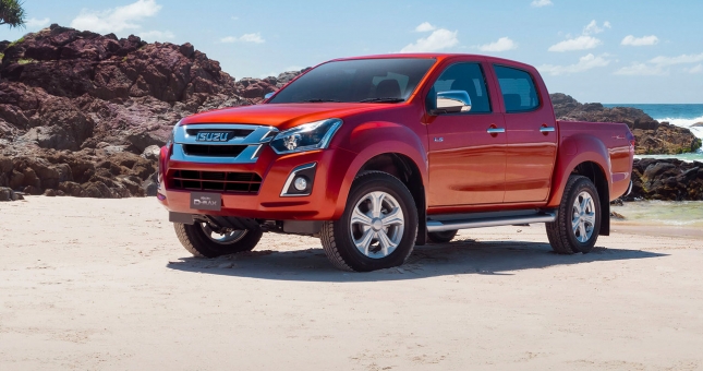 Isuzu D-MAX giảm “sốc” 70 triệu đồng, quyết đấu Ford Ranger
