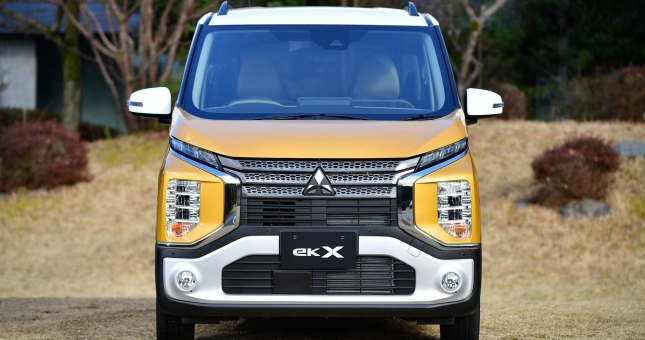 Mẫu xe Mitsubishi siêu đẹp ra mắt, giá chỉ 271 triệu đồng