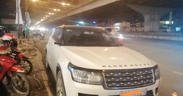 Tưởng xe sang Range Rover, đạo chích vặt nhầm gương Zotye Z8