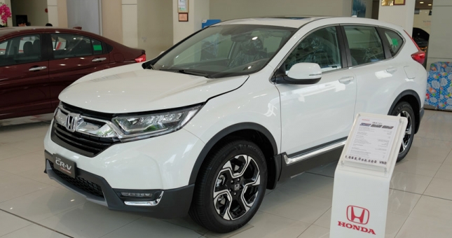 Giá Honda CR-V giảm mạnh, không còn “bia kèm lạc”