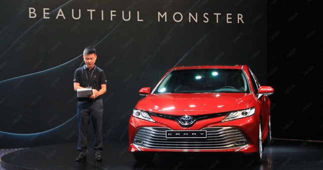 Toyota Camry 2019 chính thức ra mắt tại VN, giá từ 1,029 tỷ đồng