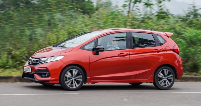 Giá Honda Jazz giảm mạnh, nung nóng phân khúc
