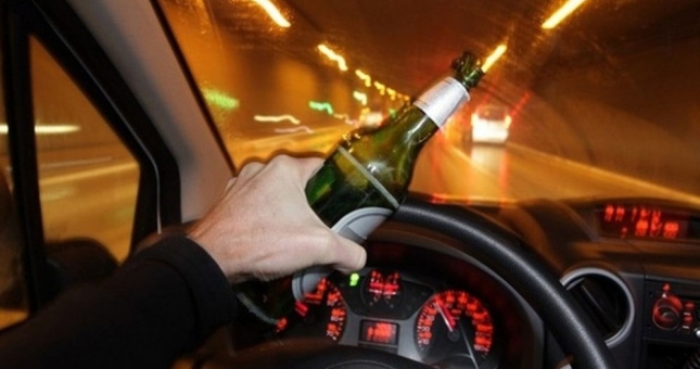 Lái xe uống rượu, bia có thể bị phạt tới 40 triệu đồng