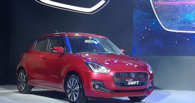 Giá Suzuki Swift giảm tới 50 triệu đồng, đối đầu VinFast Fadil