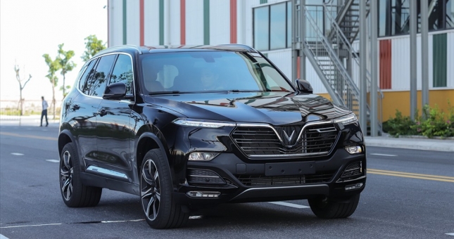 Giá lăn bánh VinFast Lux A2.0 và Lux SA2.0 tại Việt Nam