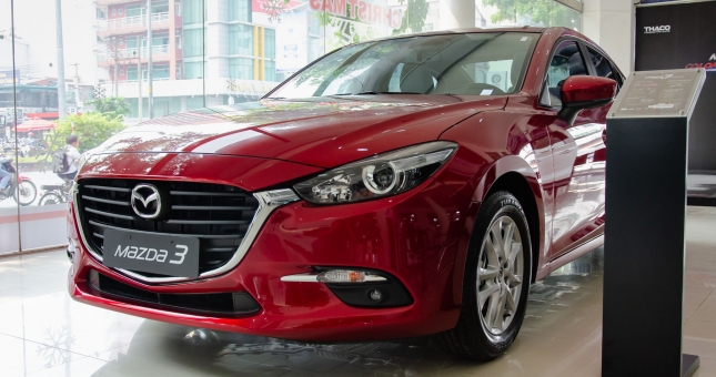 Giá xe Mazda 3 giảm 70 triệu đồng, dọn kho đón hàng mới?