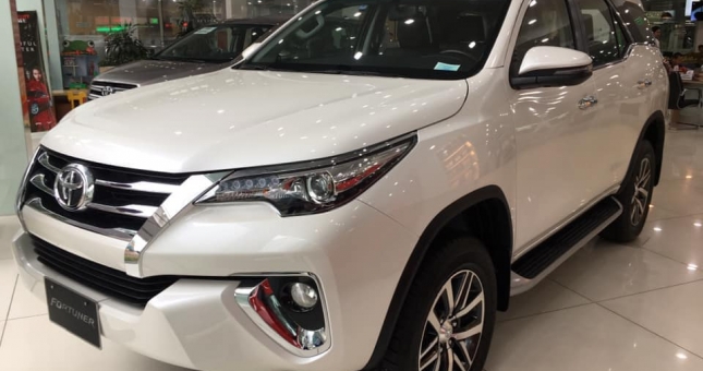 Giá xe Toyota Fortuner giảm “sốc” 120 triệu đồng