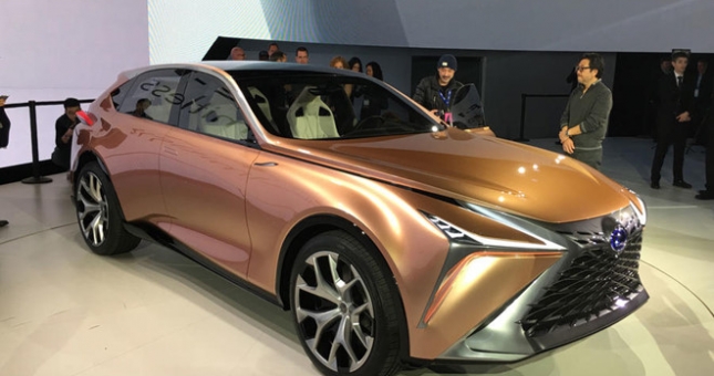 Lexus LF-1 Limitless sẽ trình làng tại Vietnam Motor Show 2019
