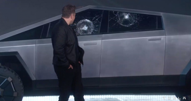 Tesla ra mắt xe bán tải bọc thép như phim viễn tưởng