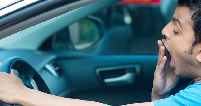 5 cách đơn giản giúp tài xế chống buồn ngủ khi lái xe