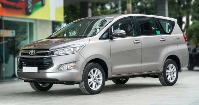 Giá xe Toyota Innova 2019 giảm tới 80 triệu đồng trong tháng 12