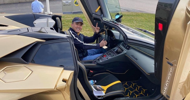 Trưởng đoàn Gia Lai Team tậu Lamborghini Aventador SVJ Roadster