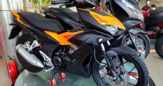 Giá giảm mạnh, Honda Winner X còn được hãng ưu đãi hấp dẫn