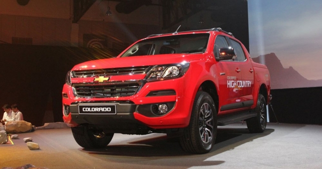 Mẫu xe bán tải nào vừa giảm “sốc” 150 triệu đồng tại Việt Nam