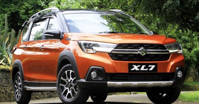MPV giá rẻ Suzuki XL7 cập bến Việt Nam, đe nẹt Mitsubishi Xpander