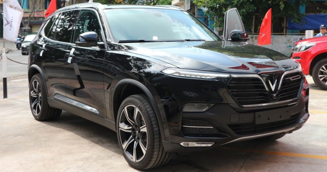 Giá xe VinFast tháng 6 tăng trở lại: Lux SA2.0 gần 1,9 tỷ đồng