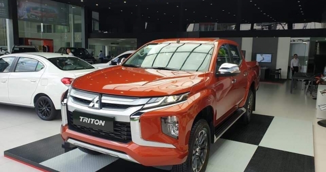 Mitsubishi Triton: Giá xe, ưu đãi, đánh giá (12/2022)
