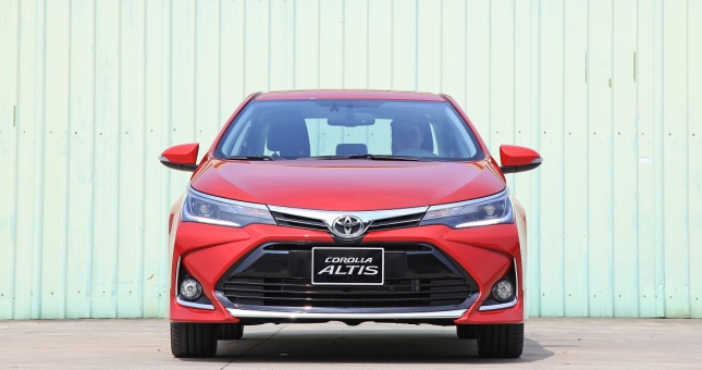Toyota Corolla Altis 2020 chính thức ra mắt, giá từ 733 triệu đồng