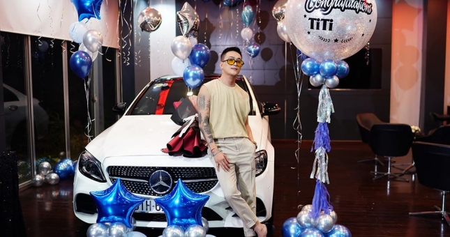 TiTi – HKT tậu Mercedes-Benz tiền tỷ để tỏ tình với bạn gái