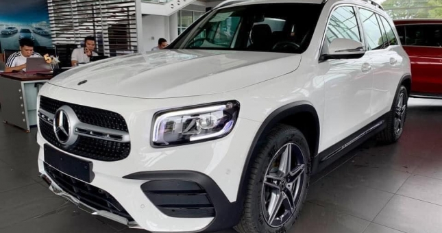 Chi tiết Mercedes-Benz GLB 200 AMG tại đại lý, giá 1,999 tỷ đồng
