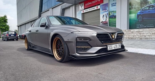 Tận mắt VinFast Lux A2.0 độ body thân rộng như siêu xe