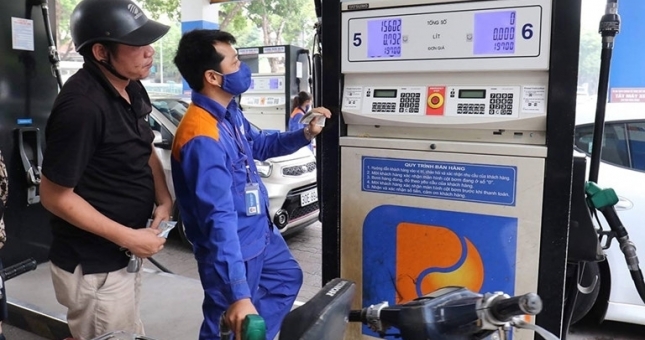 Giá xăng dầu bất ngờ giảm mạnh từ chiều nay (11/11)