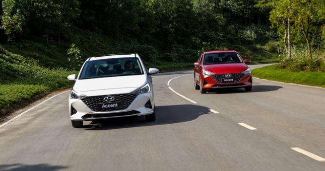 Sự khác biệt giữa 4 phiên bản của Hyundai Accent 2021