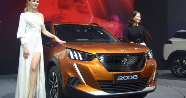 Giá lăn bánh Peugeot 2008 vừa ra mắt tại Việt Nam