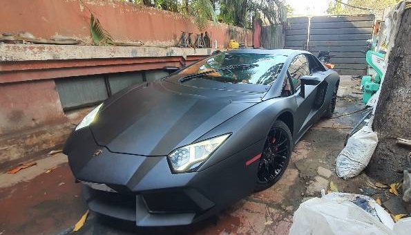 Honda Civic 'hô biến' Lamborghini Aventador, chi phí chỉ 300 triệu đồng