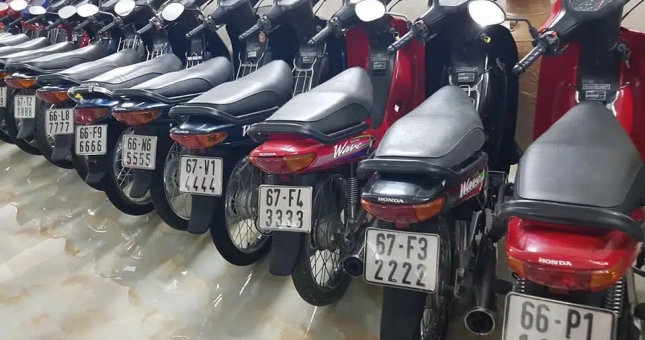 Ngắm loạt xe biển số đẹp của đại gia An Giang: giá trị trăm tỷ đồng