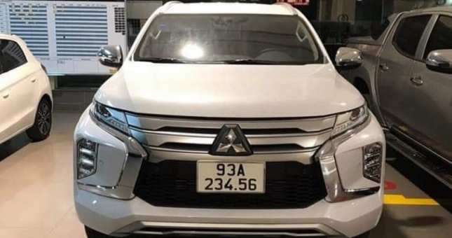 Mitsubishi Pajero Sport biển 234.56 “hét giá” 6,5 tỷ đồng, dân mạng xôn xao