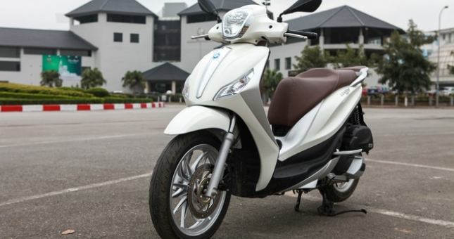 Đối thủ của Honda SH nhận ưu đãi tới 18 triệu, cạnh tranh 'sát ván'