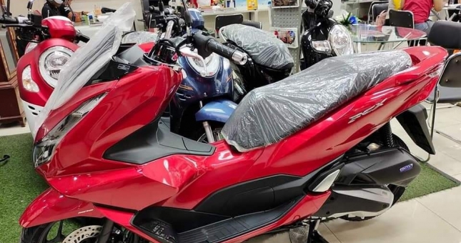 'Siêu phẩm' Honda PCX 160 bất ngờ về đại lý, giá từ 71 triệu đồng