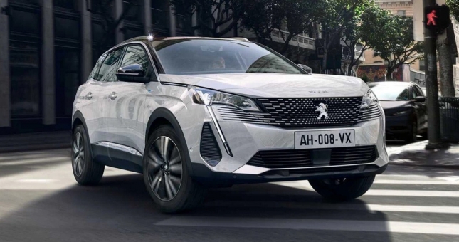 Đối thủ của CR-V, CX-5 sắp ra mắt tại Việt Nam, nội thất ấn tượng