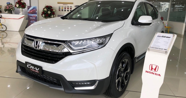 Honda CR-V nhận ưu đãi 100 triệu đồng, tăng sức ép lên Mazda CX-5
